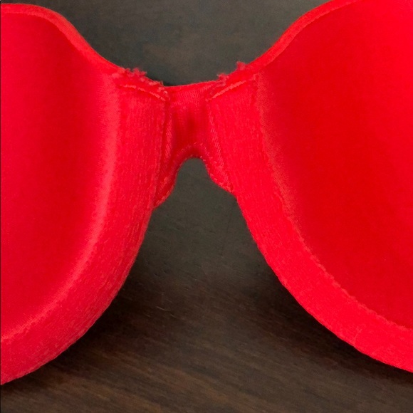 🎀2 for $20🎀 NWOT - VS Demi Bra - Picture 2 of 5